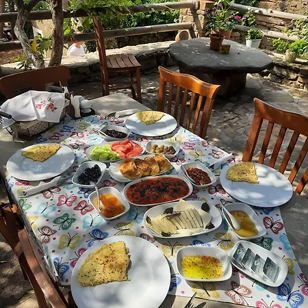 بيت ضيافة Vama İmroz